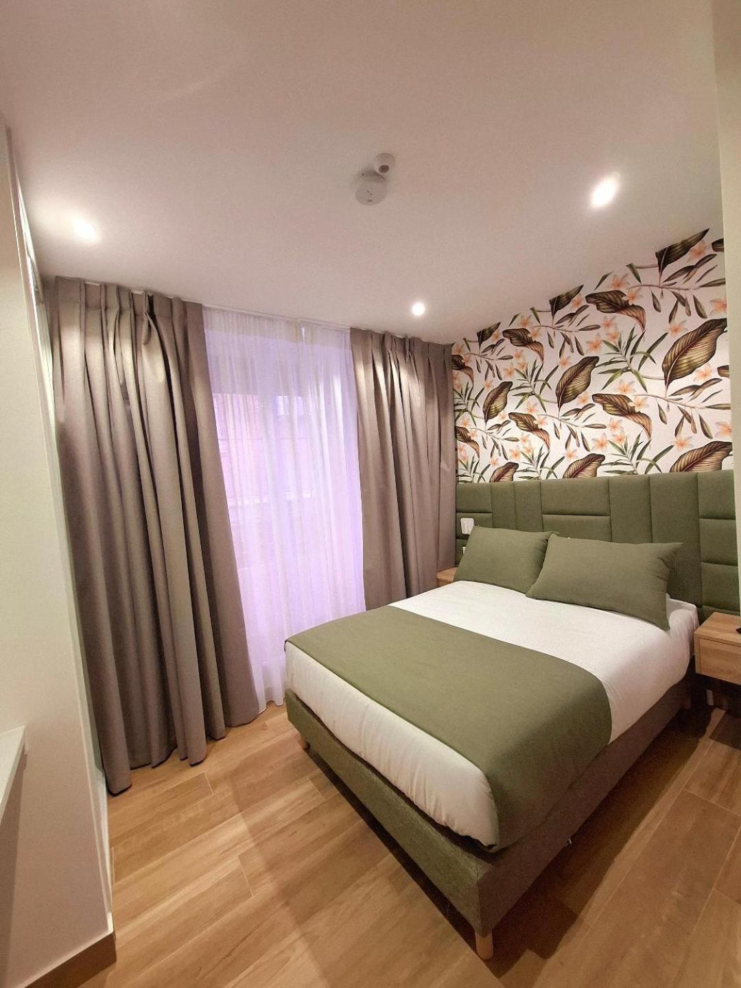Hostal San Blas Madrid Exteriér fotografie