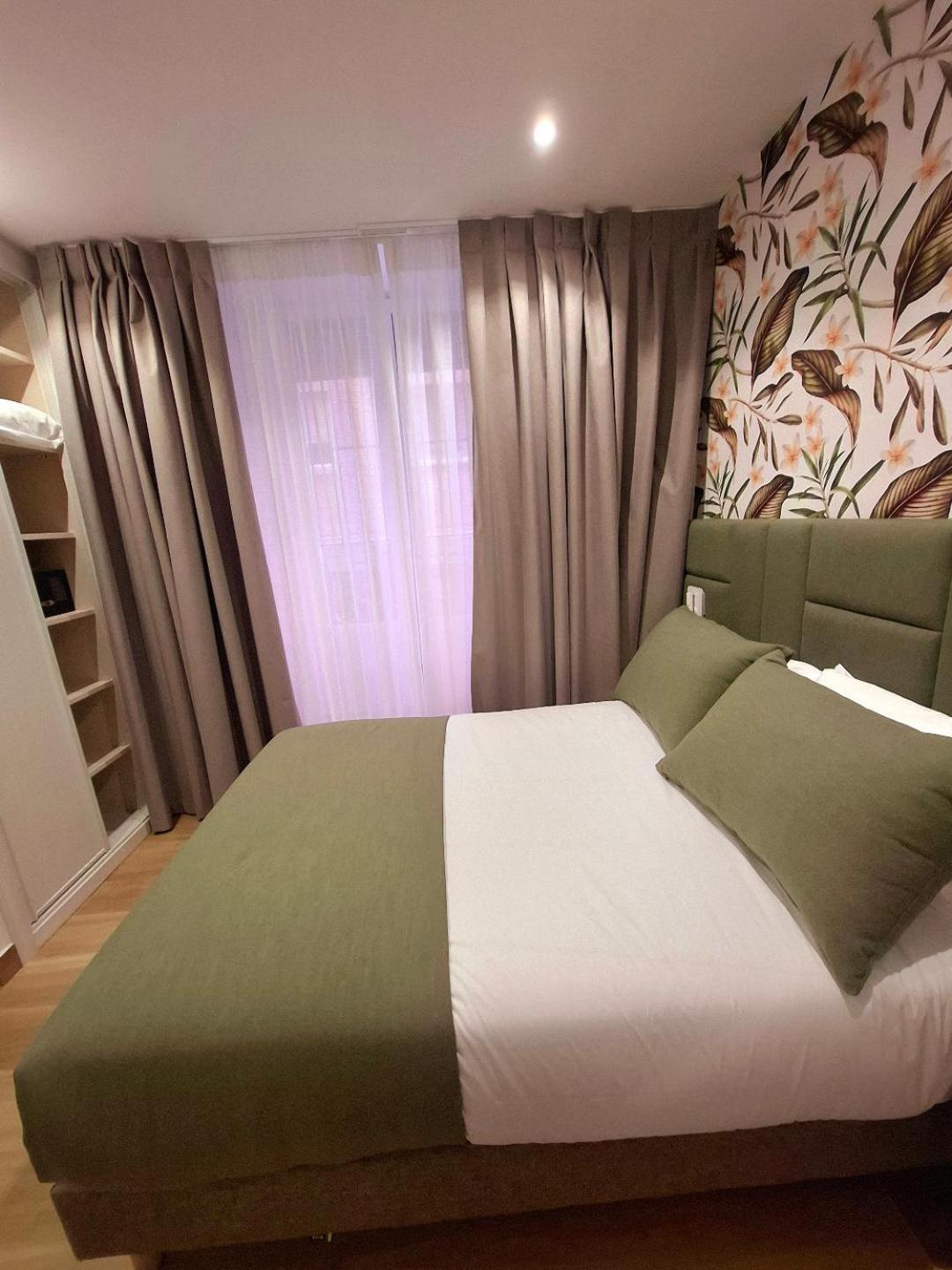 Hostal San Blas Madrid Exteriér fotografie